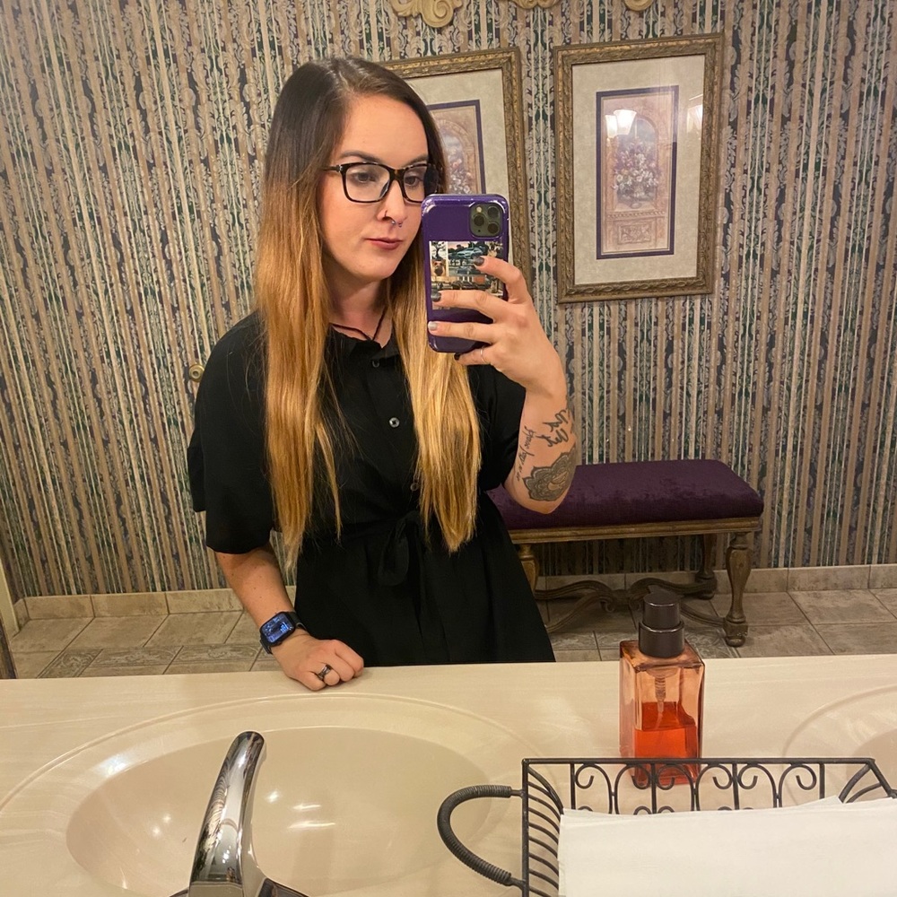 Meet your Posher, Abby